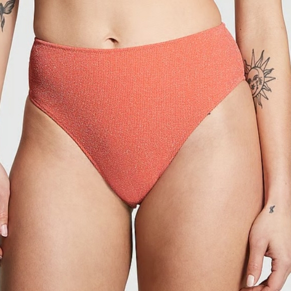 VS Black Only---High-Waisted-Cheeky- Textured Bikini Bottom. - Picture 2 of 2